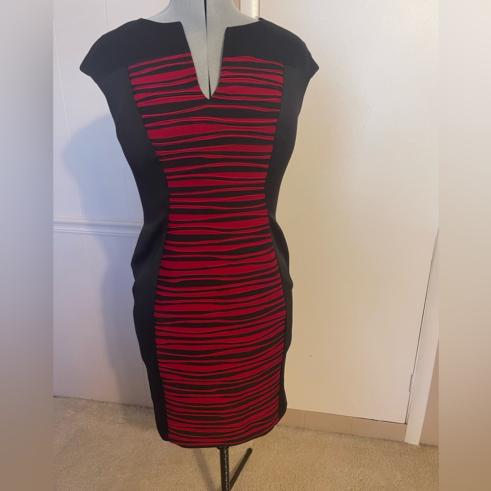 NWT Connect Apparel Size 6 Wiggle Dress